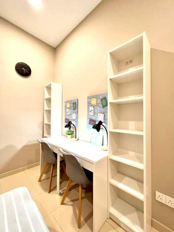 Faridz Homestay At Myra Saujana Kampong Simpang Empat Exteriör bild
